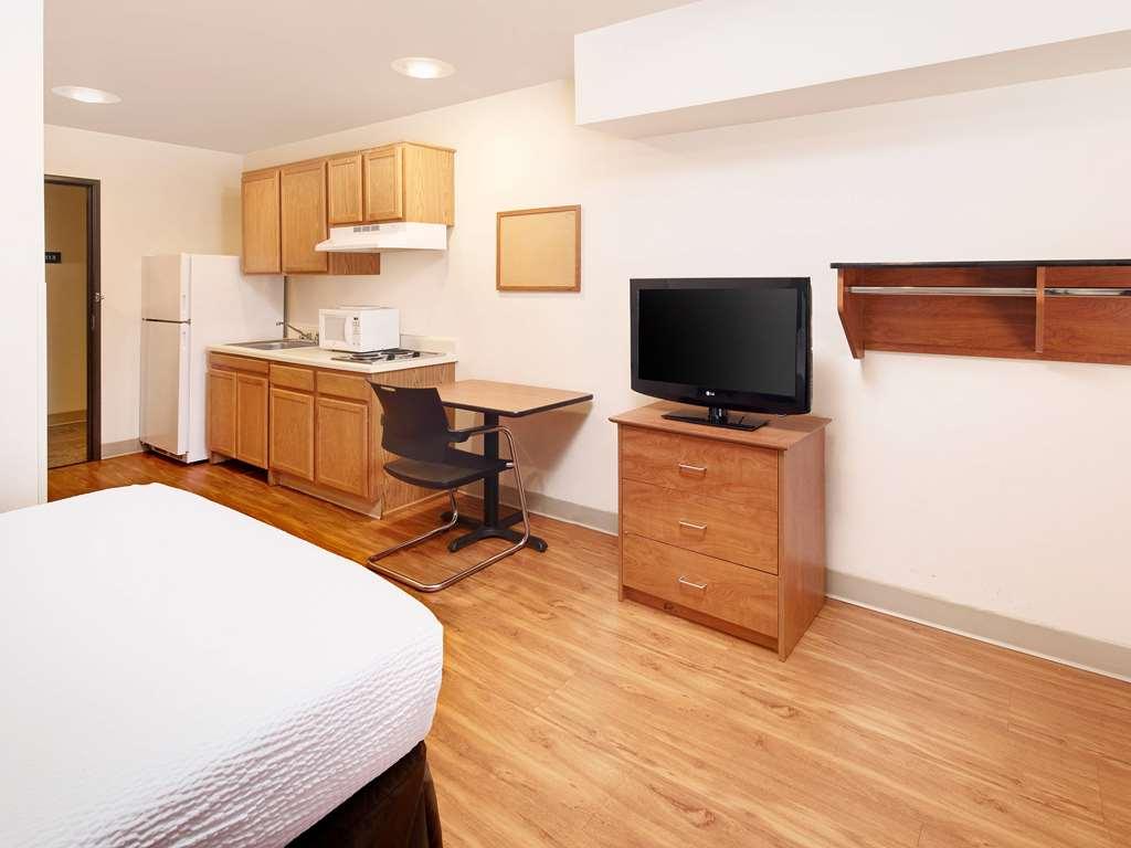 Extended Stay America Select Suites - Orlando - Sanford - Airport Room photo